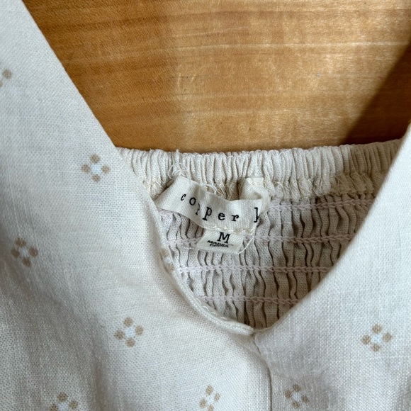 Copper Key Geometric Print V Neck Flutter Sleeve Dress Size Medium - Picture 4 of 6